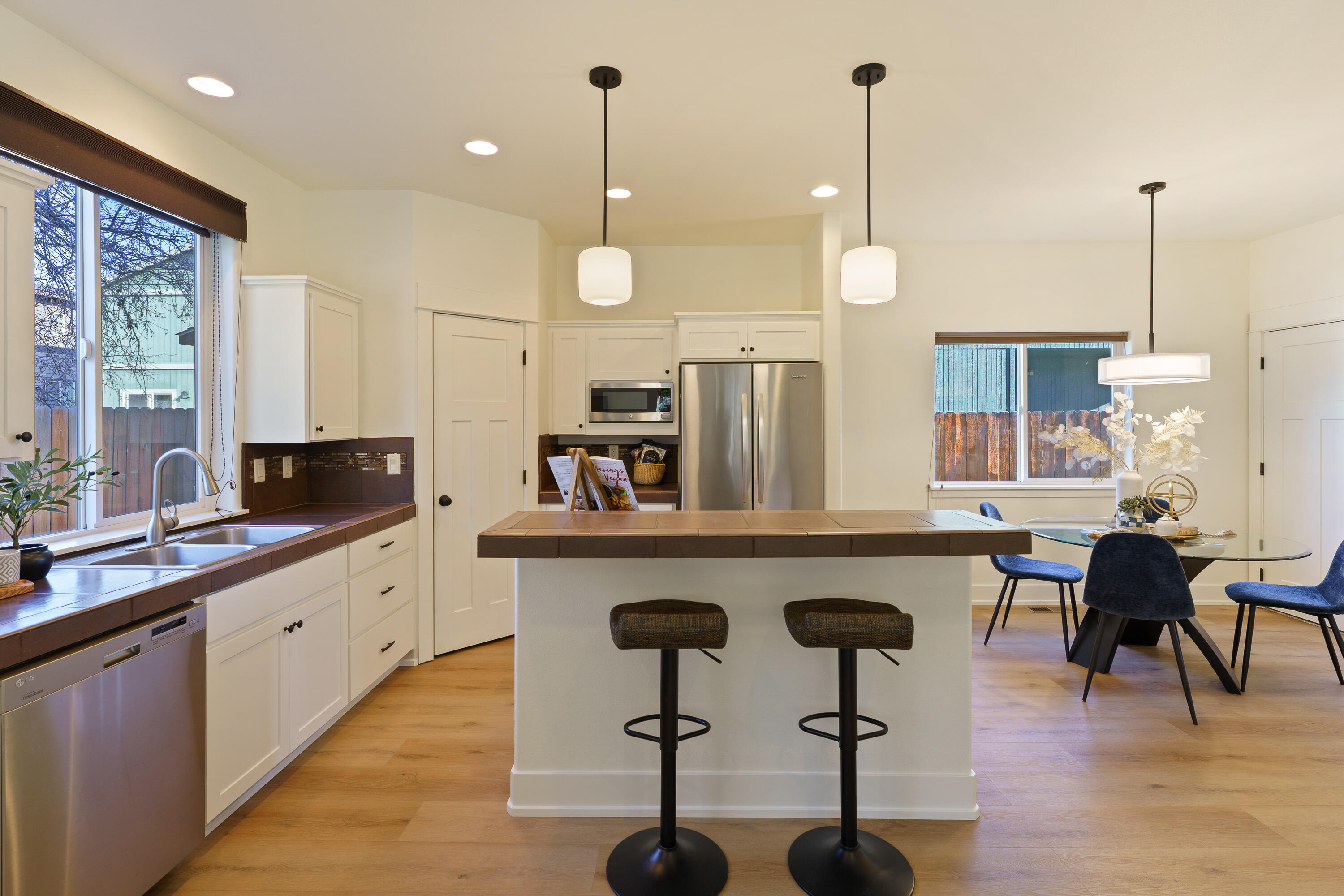 Diamont Pines - Residential