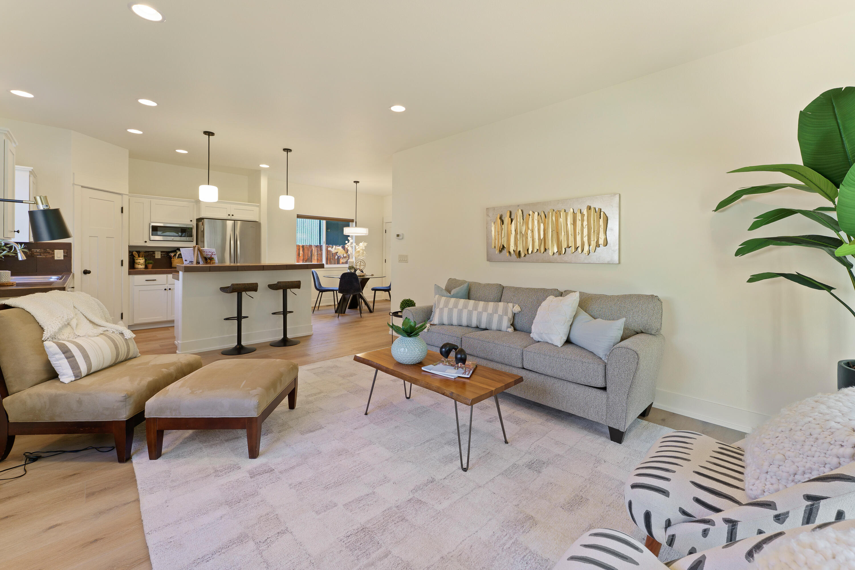 Diamont Pines - Residential