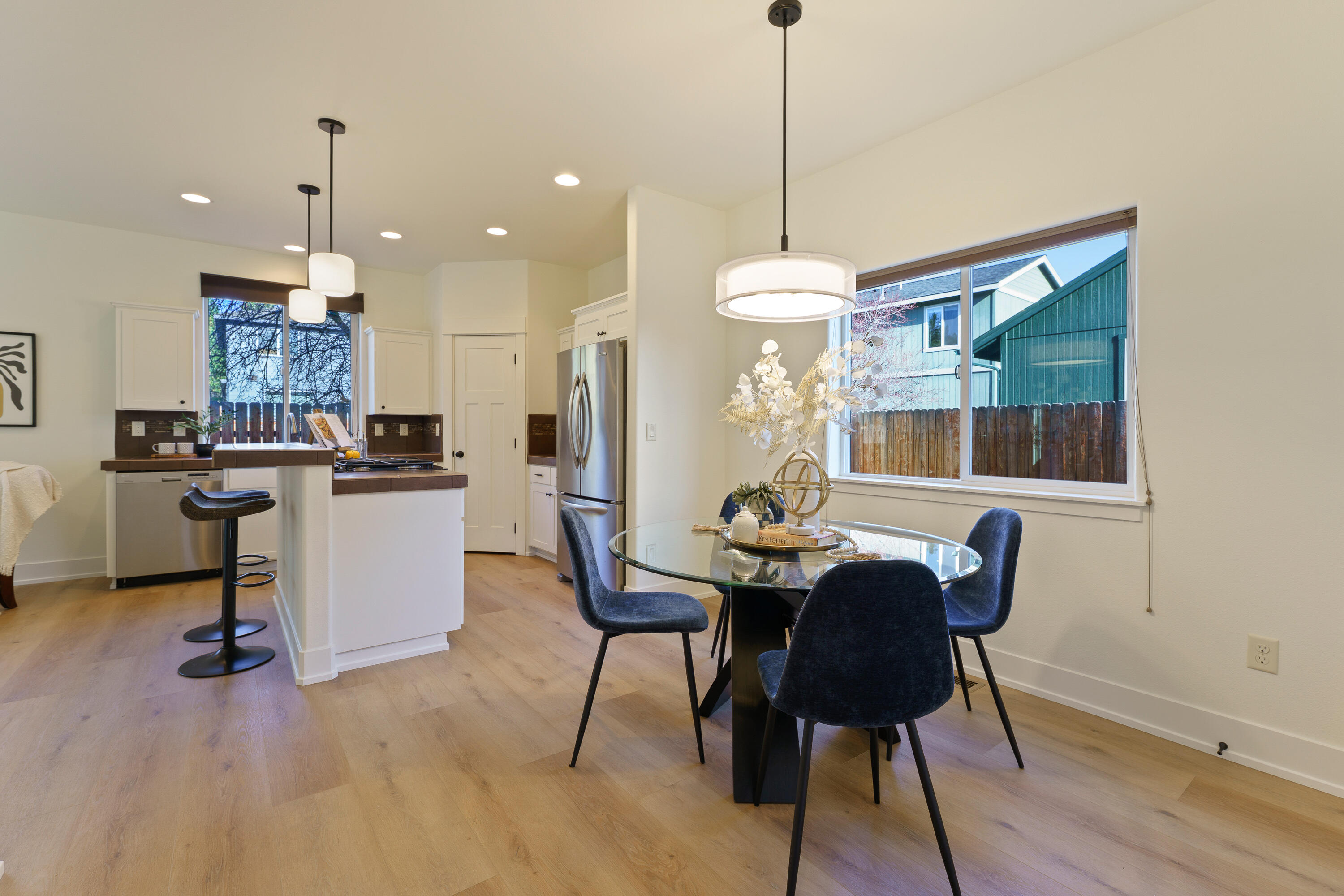 Diamont Pines - Residential