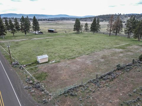 Tiny photo for 29700 Ivory Pine Road, Bly, OR 97622 (MLS # 220220518)