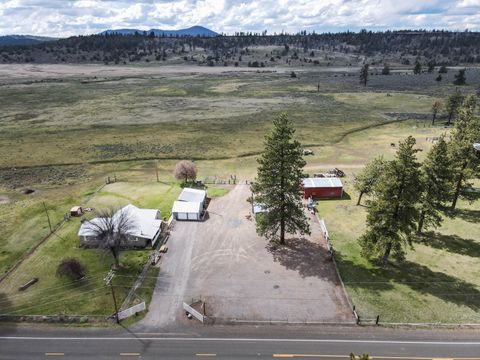Tiny photo for 29700 Ivory Pine Road, Bly, OR 97622 (MLS # 220220518)
