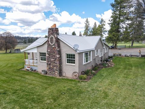 Tiny photo for 29700 Ivory Pine Road, Bly, OR 97622 (MLS # 220220518)