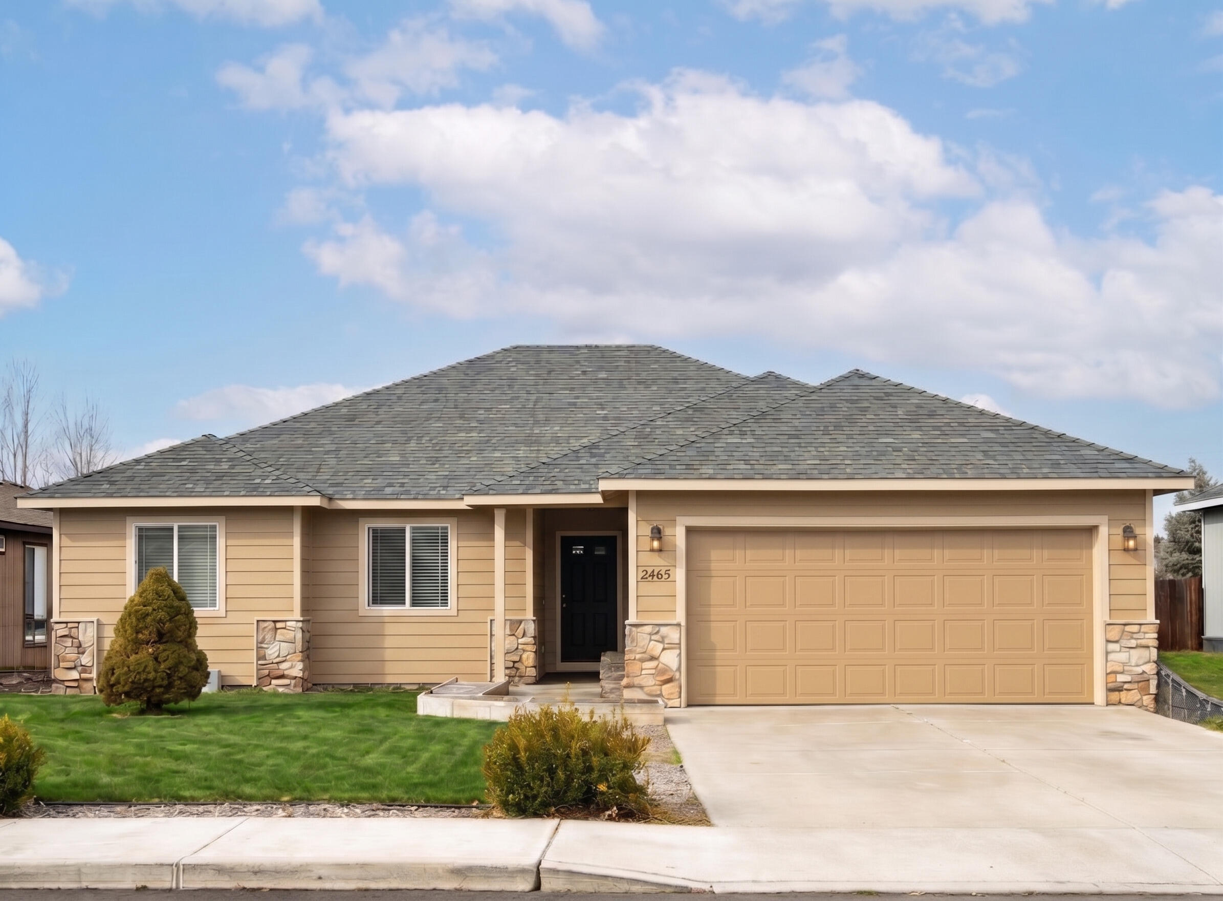 2465 NE 7th Lane