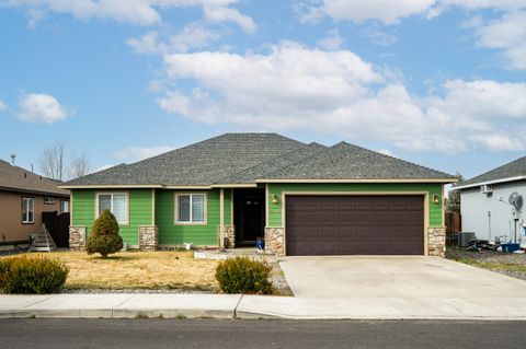 2465 NE 7th Lane Redmond OR 97756