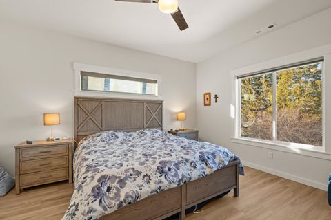 Tiny photo for 672 Nobility Drive, Medford, OR 97501 (MLS # 220214097)