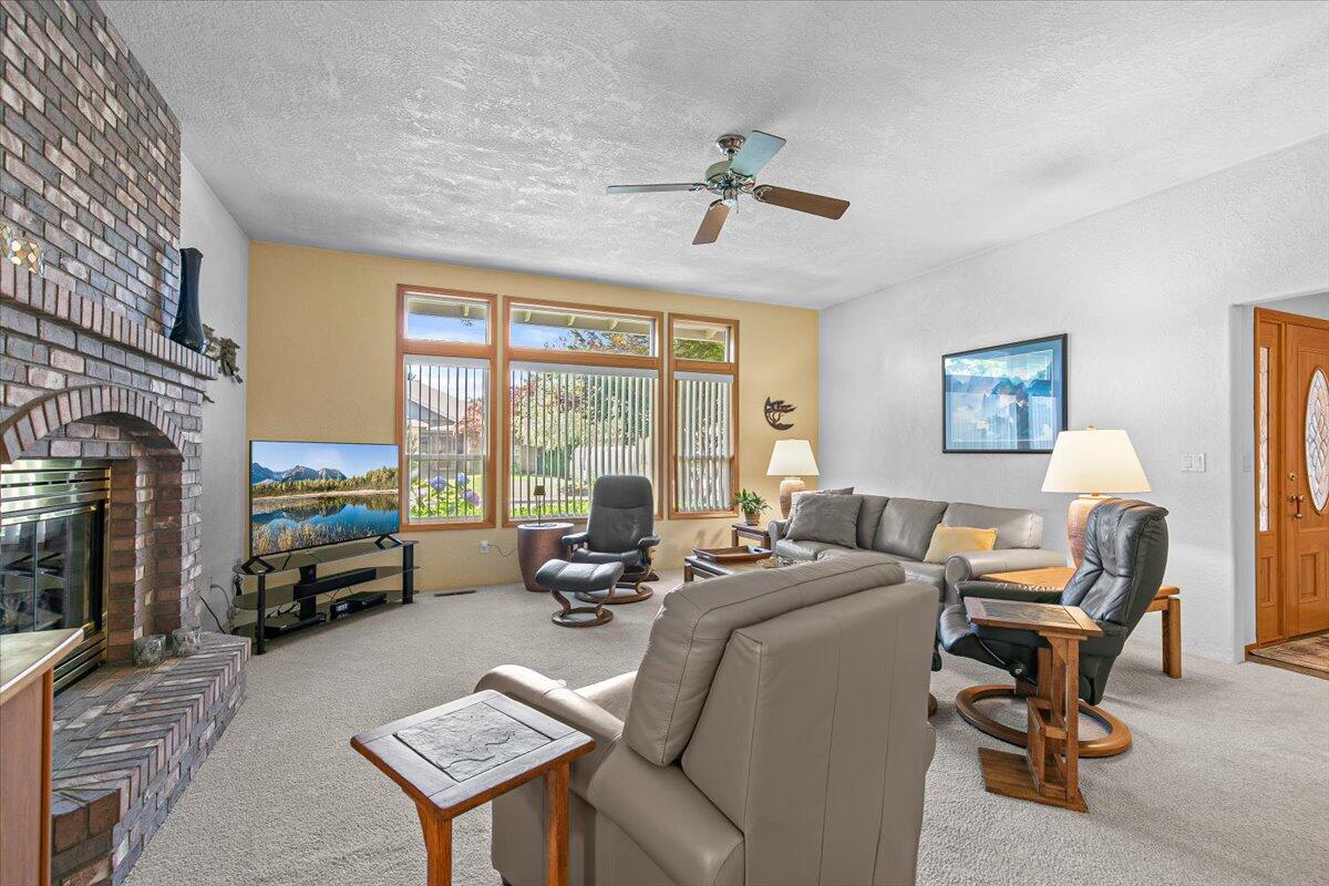 Larson Creek Estates Phase 3 - Residential