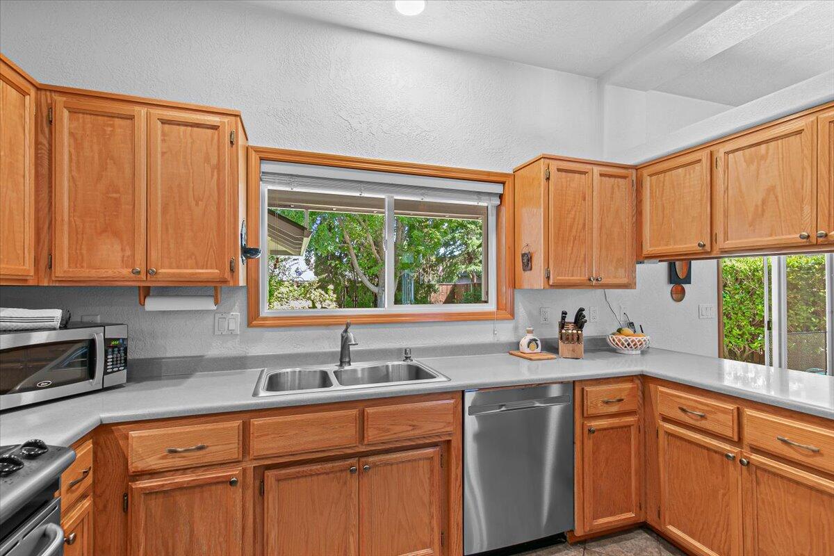 Larson Creek Estates Phase 3 - Residential