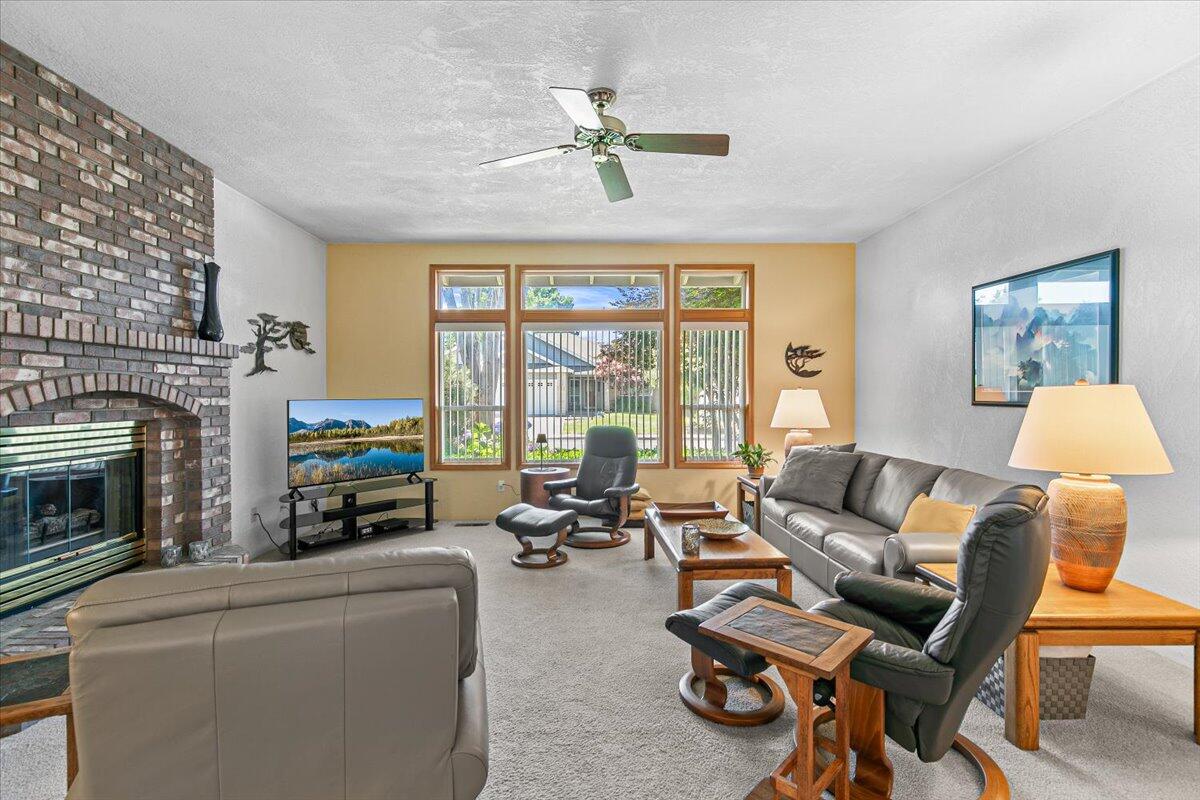 Larson Creek Estates Phase 3 - Residential