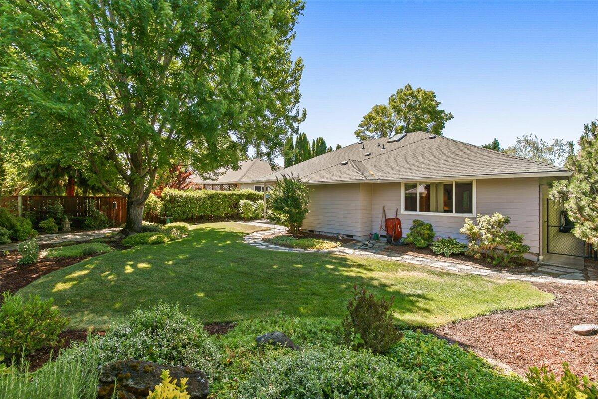 Larson Creek Estates Phase 3 - Residential