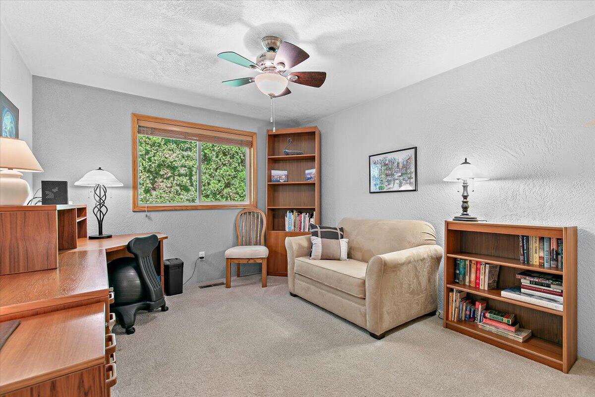 Larson Creek Estates Phase 3 - Residential