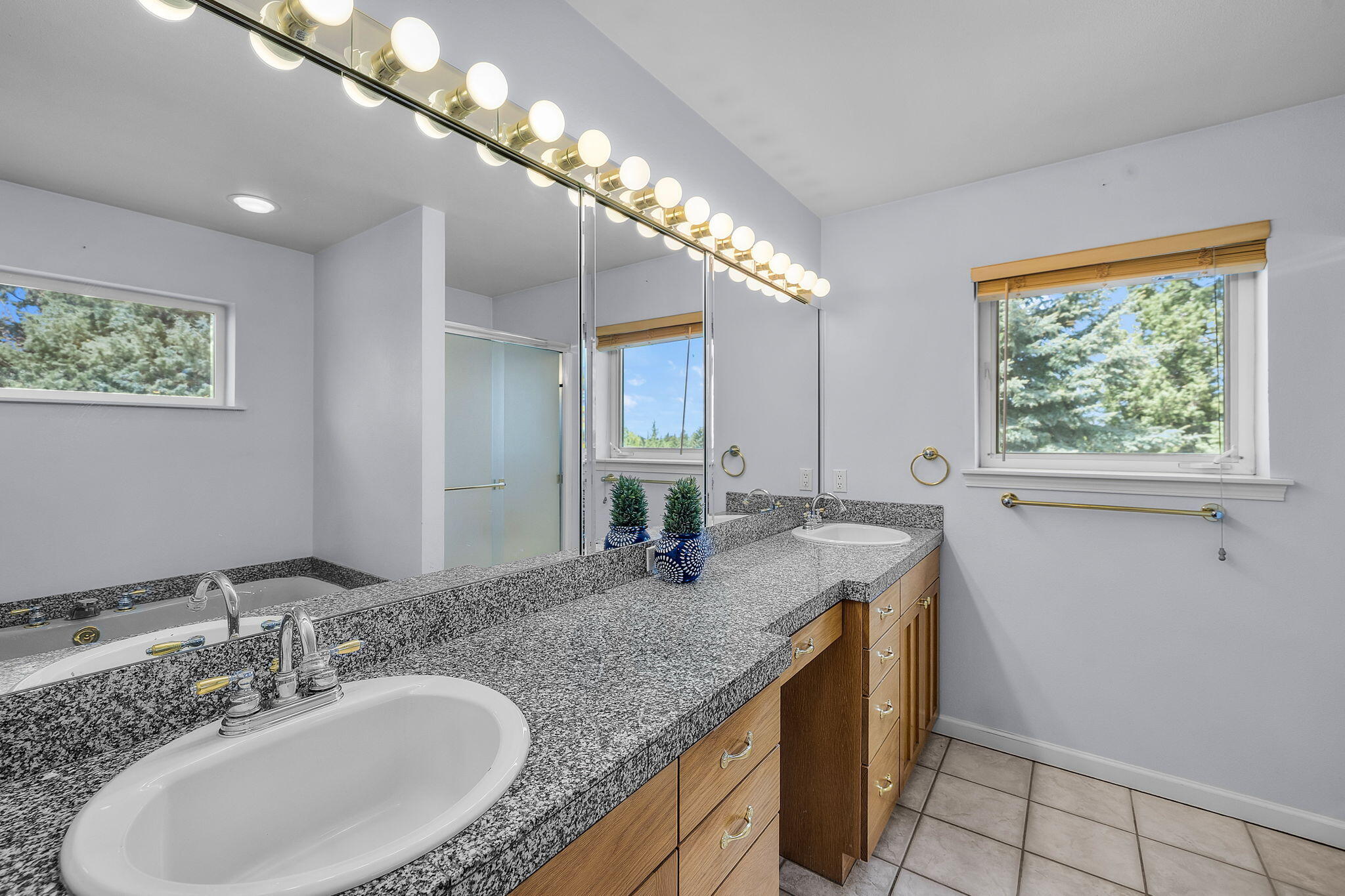 Classic Estates - Residential