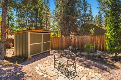 Tiny photo for 70116 Sorrell Drive, Sisters, OR 97759 (MLS # 220227414)