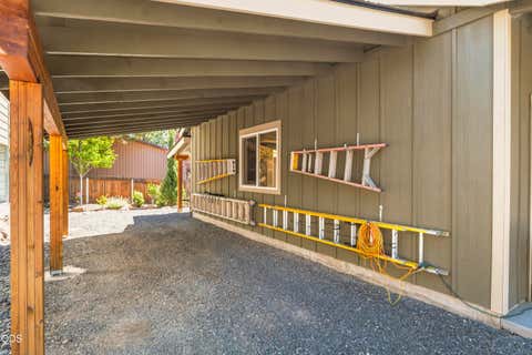 Tiny photo for 70116 Sorrell Drive, Sisters, OR 97759 (MLS # 220227414)