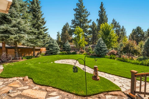 Tiny photo for 70116 Sorrell Drive, Sisters, OR 97759 (MLS # 220227414)