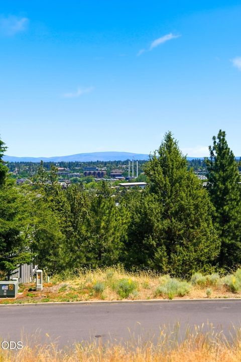Tiny photo for 1738 SW Troon Avenue, Bend, OR 97702 (MLS # 220224525)