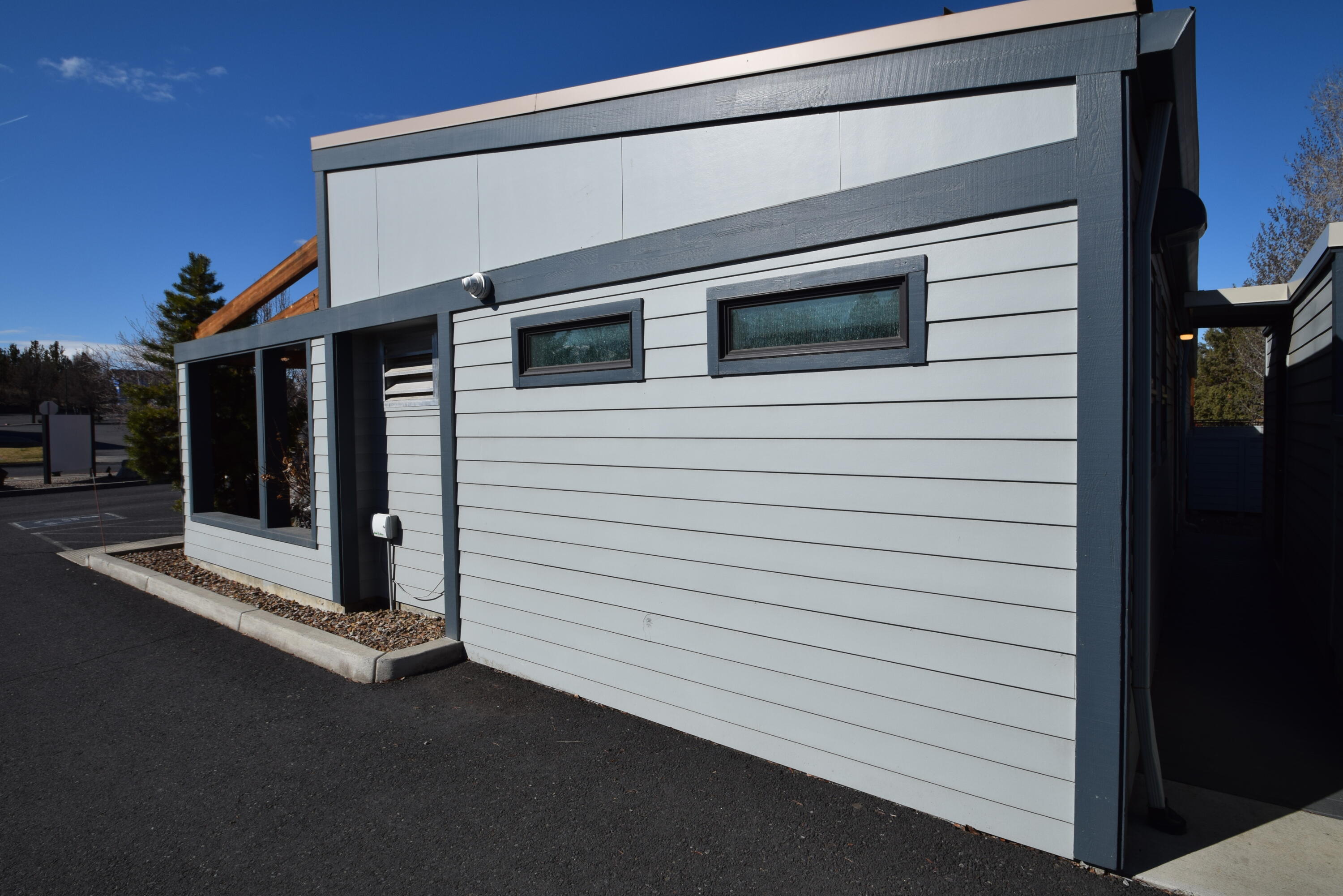 Woodlands - Commercial Sale