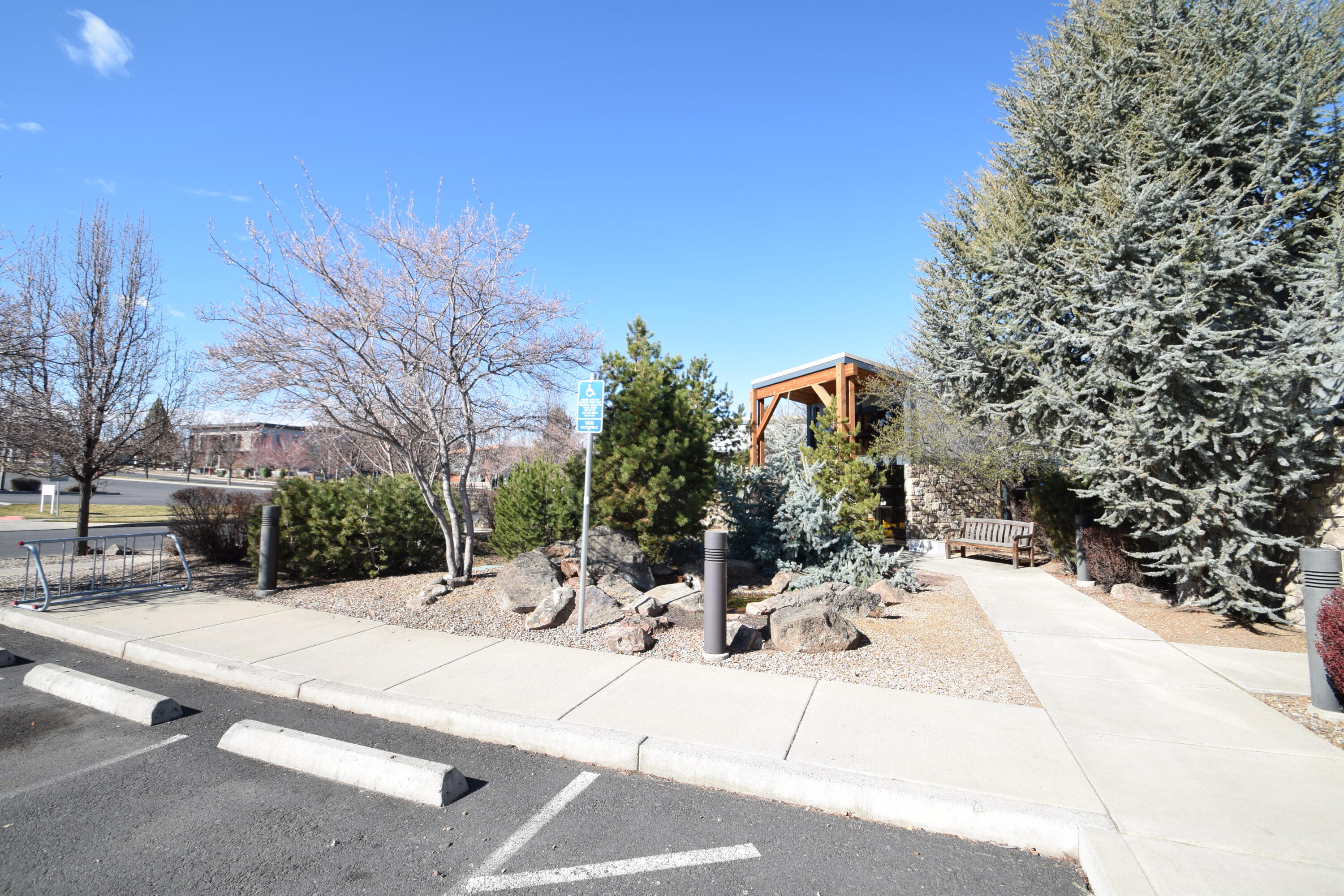 Woodlands - Commercial Sale