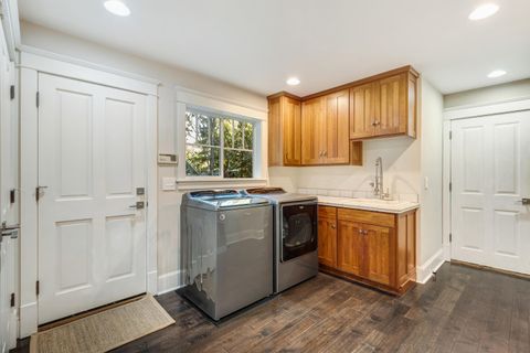 Tiny photo for 693 E Tyler Avenue, Sisters, OR 97759 (MLS # 220214108)