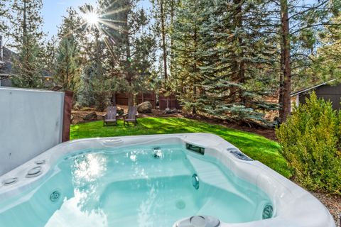 Tiny photo for 693 E Tyler Avenue, Sisters, OR 97759 (MLS # 220214108)