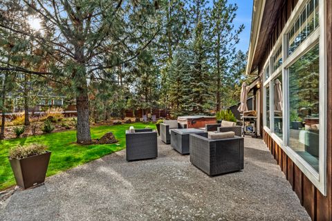 Tiny photo for 693 E Tyler Avenue, Sisters, OR 97759 (MLS # 220214108)