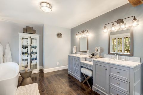 Tiny photo for 693 E Tyler Avenue, Sisters, OR 97759 (MLS # 220214108)