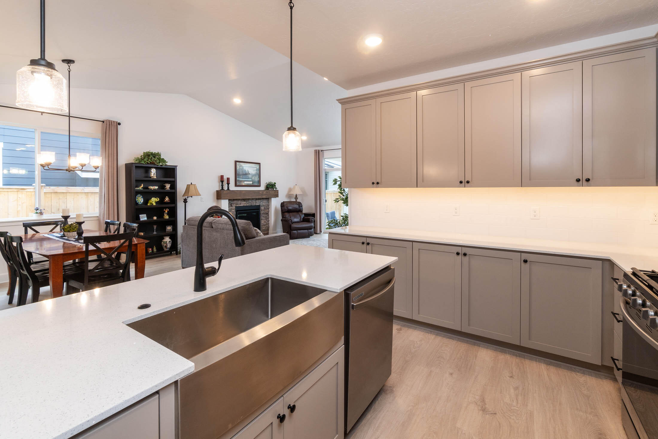 2853 NE Wells Acres Road