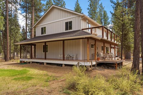 Tiny photo for 153520 Twilla Court, La Pine, OR 97739 (MLS # 220221824)