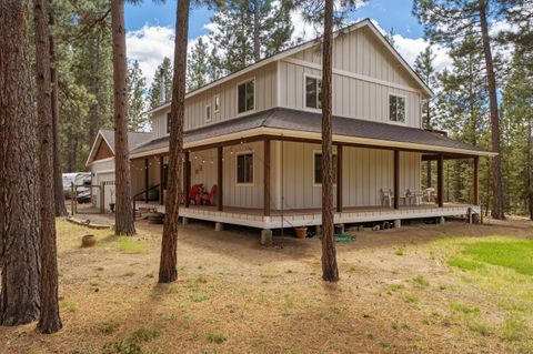 Tiny photo for 153520 Twilla Court, La Pine, OR 97739 (MLS # 220221824)