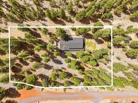 Tiny photo for 153520 Twilla Court, La Pine, OR 97739 (MLS # 220221824)