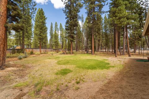 Tiny photo for 153520 Twilla Court, La Pine, OR 97739 (MLS # 220221824)