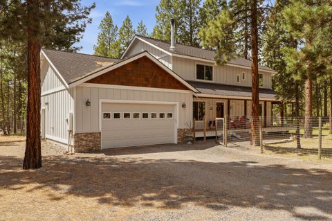 Tiny photo for 153520 Twilla Court, La Pine, OR 97739 (MLS # 220221824)