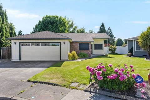 Tiny photo for 154 Silverwood Court, Central Point, OR 97502 (MLS # 220221165)