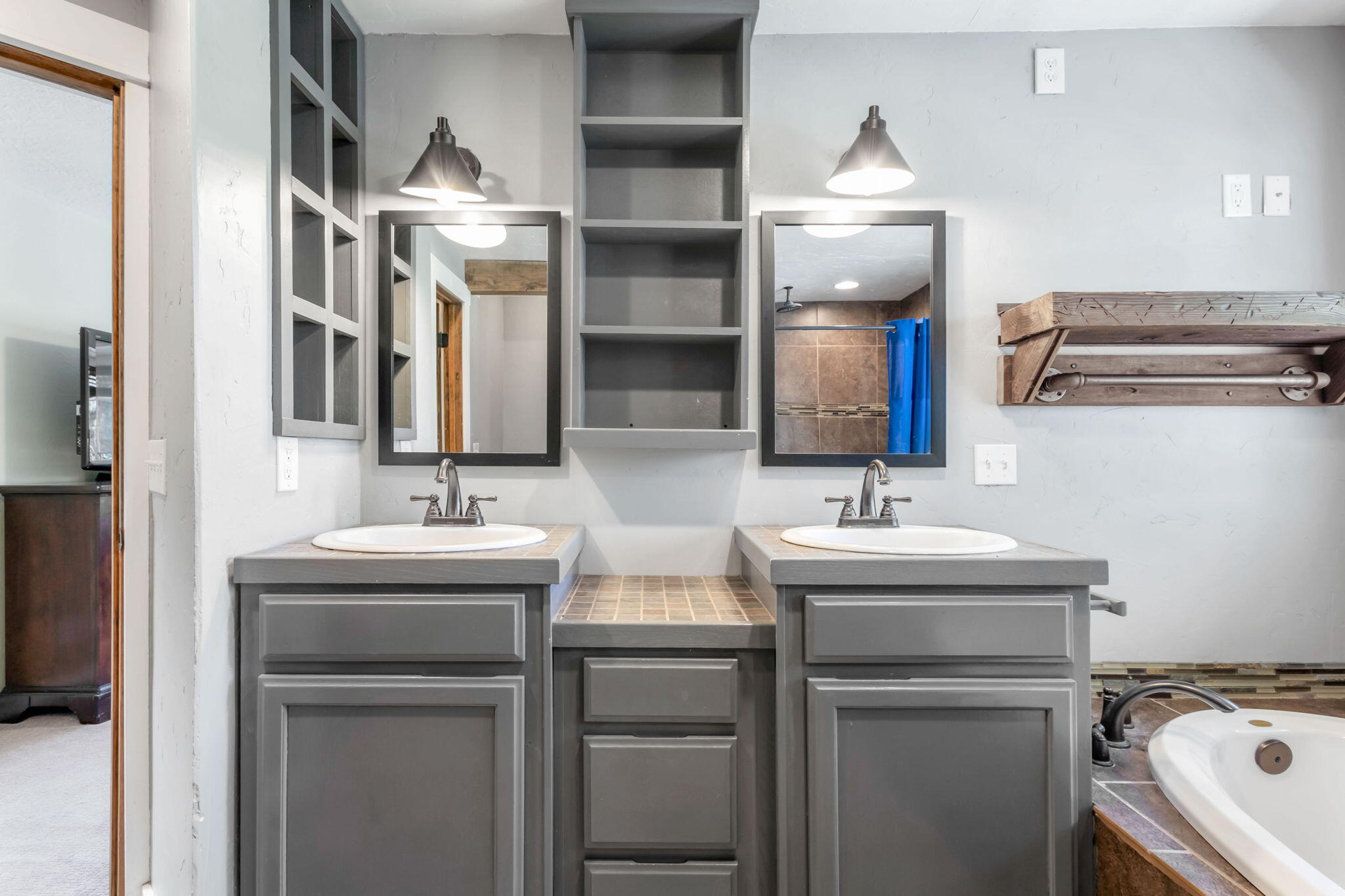 River Bend Estate - Residential