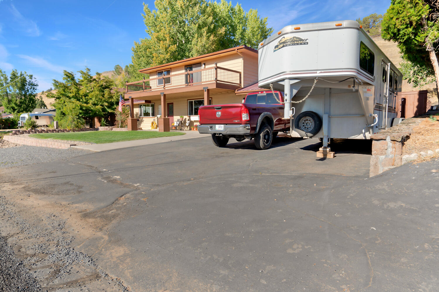 Moyina - Residential