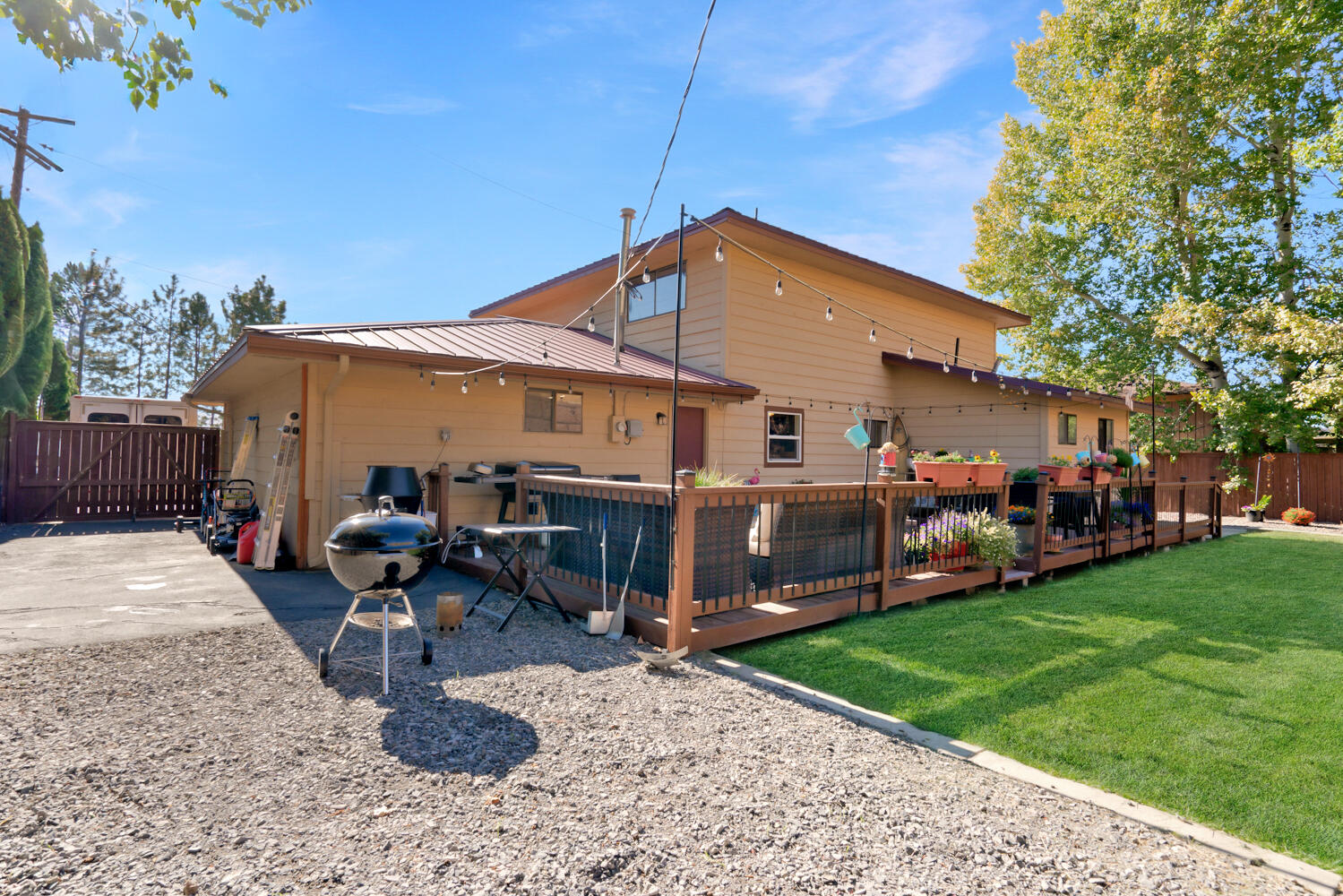 Moyina - Residential