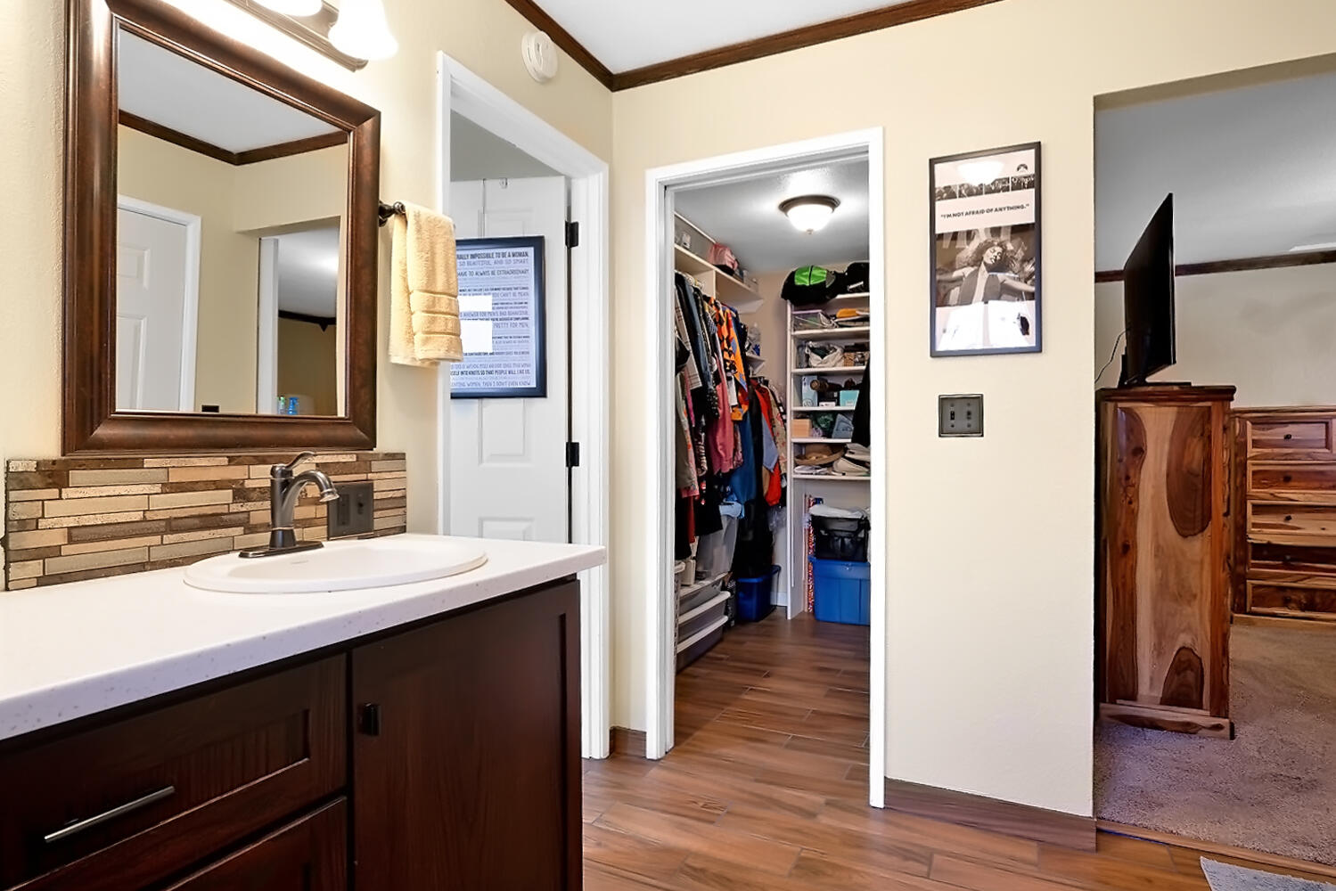 Moyina - Residential