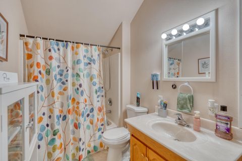 Tiny photo for 1221 NW Odem Avenue, Terrebonne, OR 97760 (MLS # 220212552)