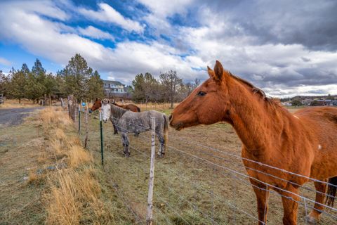 Tiny photo for 1221 NW Odem Avenue, Terrebonne, OR 97760 (MLS # 220212552)
