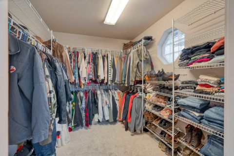 Tiny photo for 1221 NW Odem Avenue, Terrebonne, OR 97760 (MLS # 220212552)