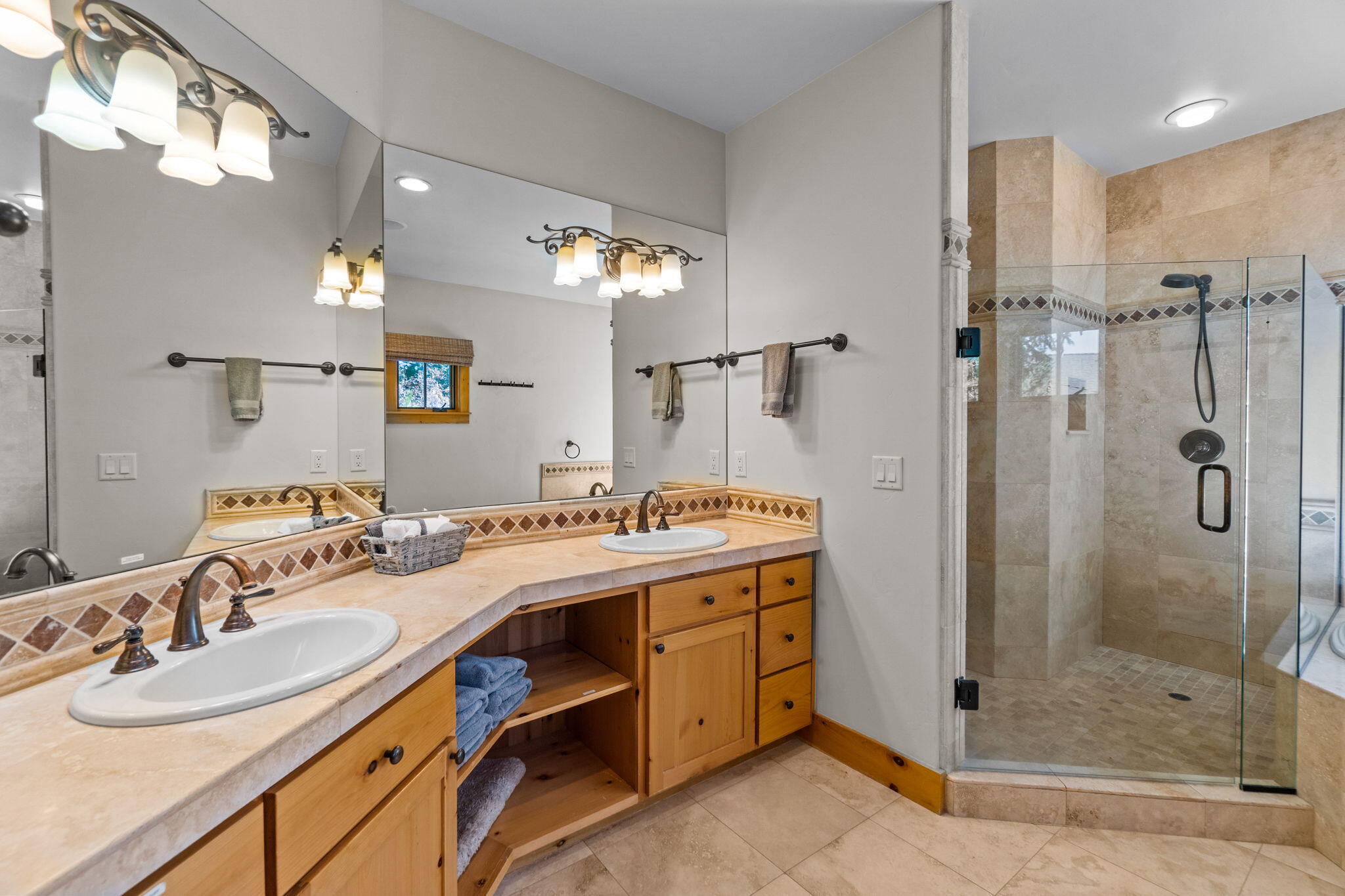 Eagle Crest - Residential