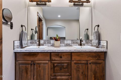 Tiny photo for 63109 Turret Court, Bend, OR 97701 (MLS # 220225873)