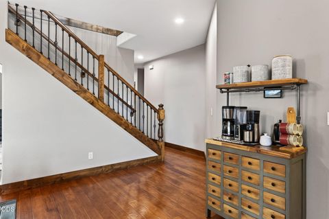 Tiny photo for 63109 Turret Court, Bend, OR 97701 (MLS # 220225873)