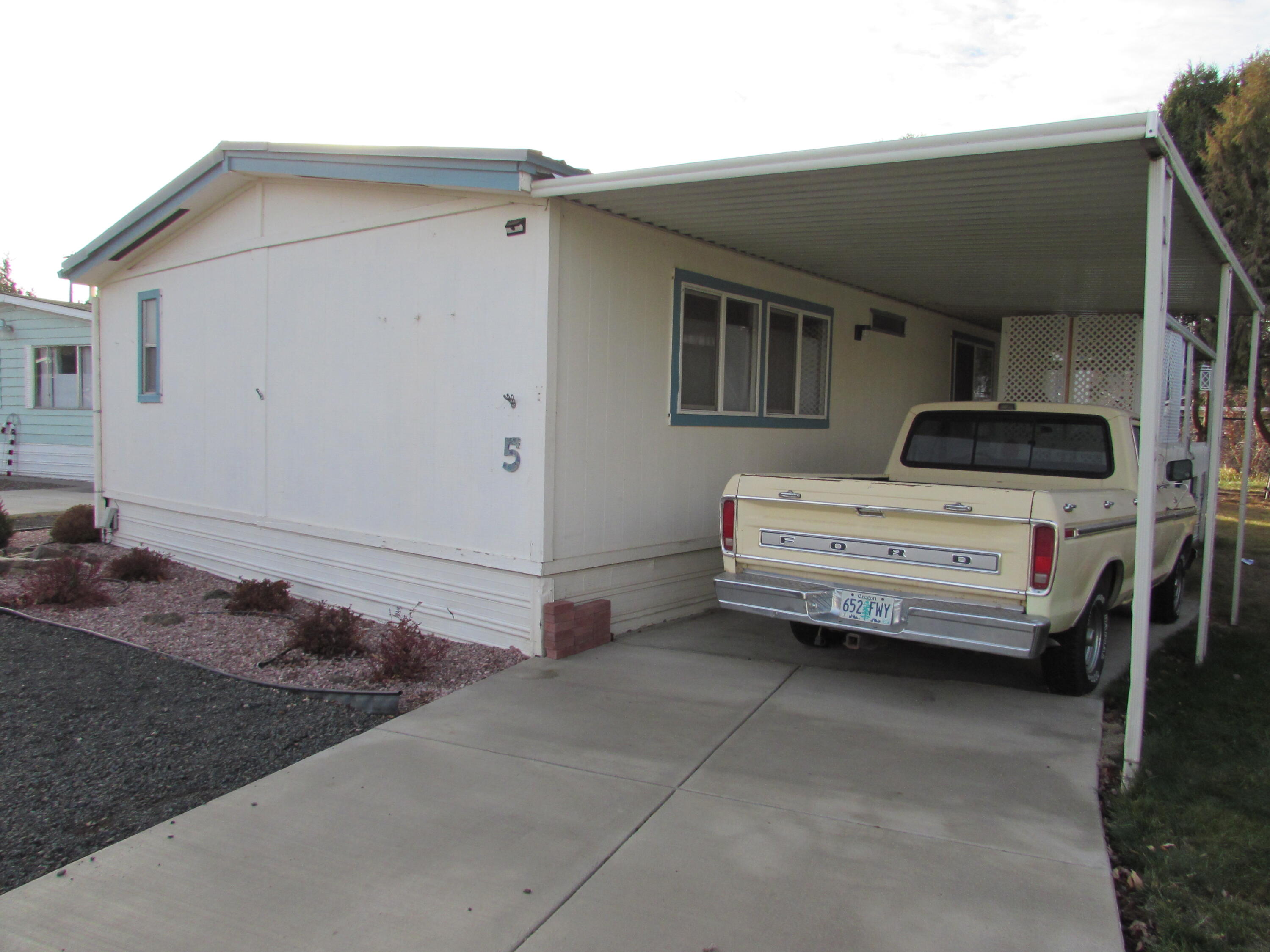 Green Pastures Mob - Residential