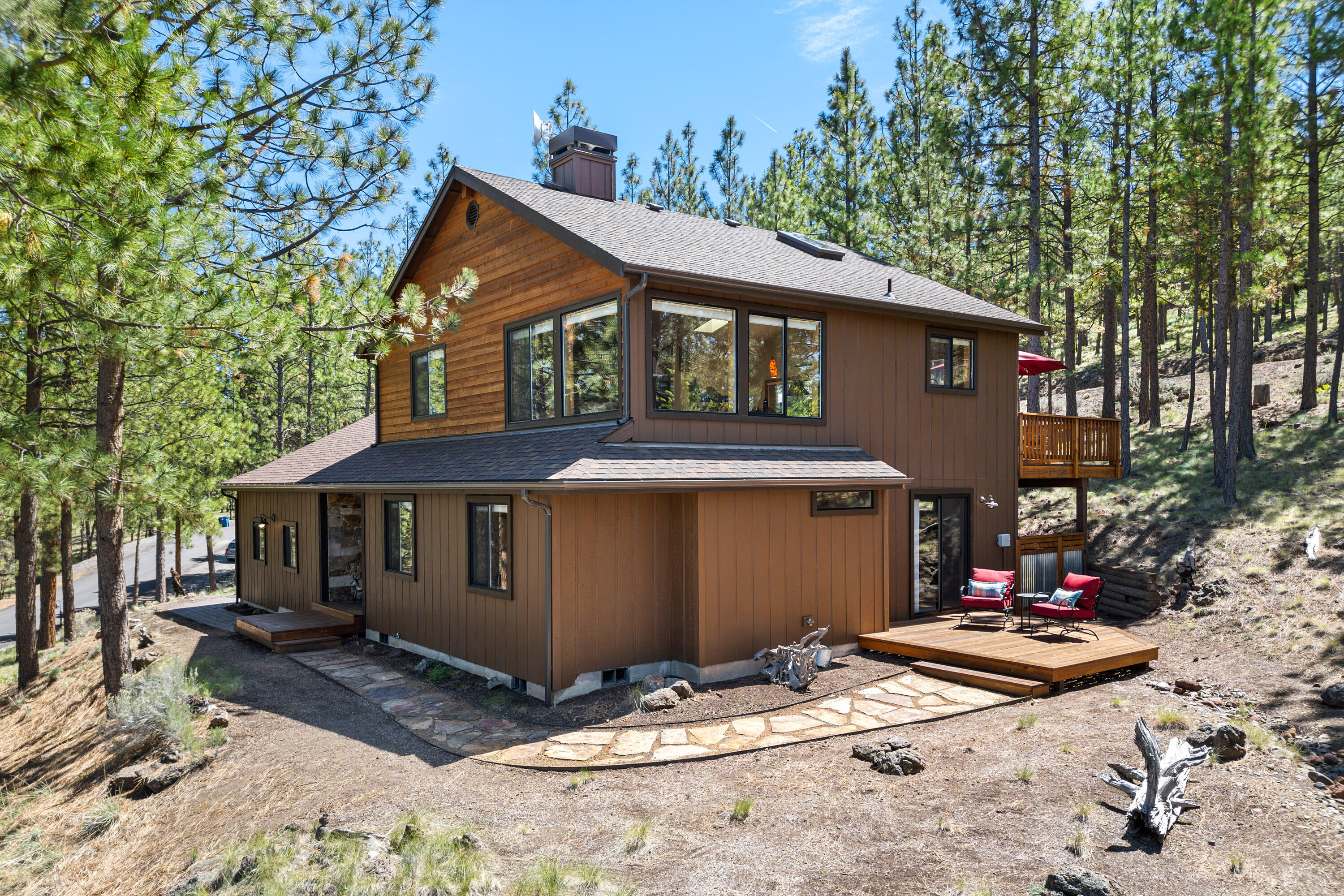 19083 Saddleback Lane
