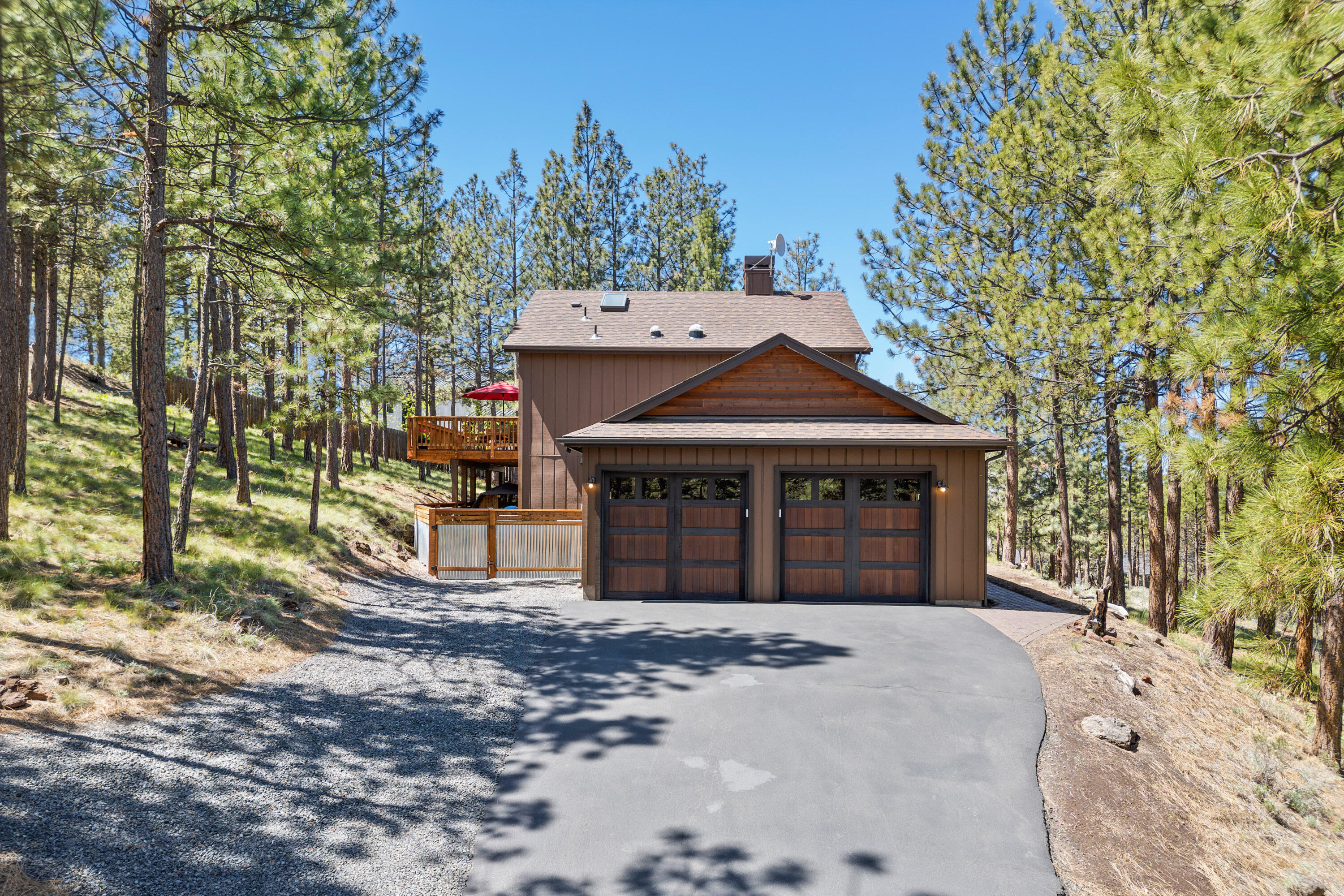 19083 Saddleback Lane
