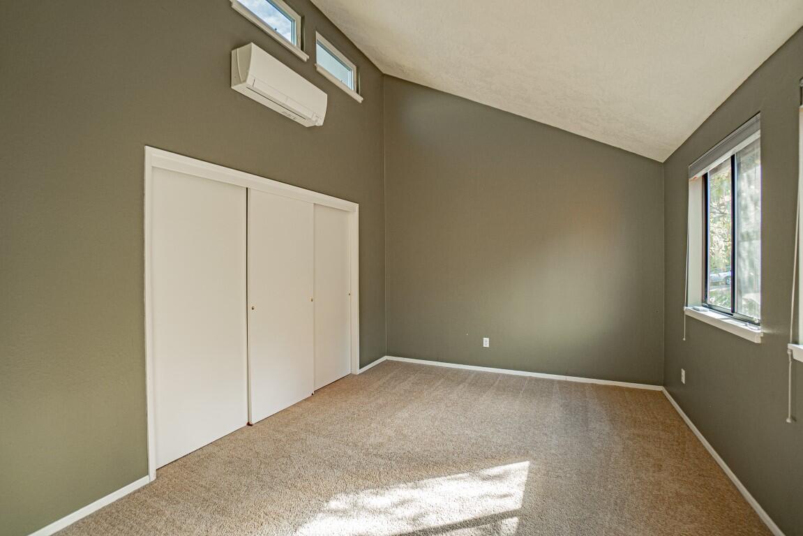 Ravenwood Townhomes - Residential