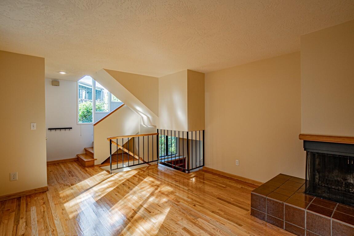 Ravenwood Townhomes - Residential