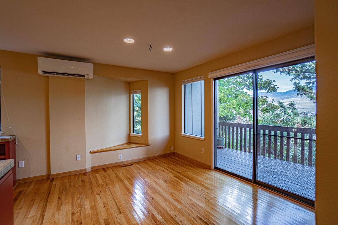 Ravenwood Townhomes - Residential