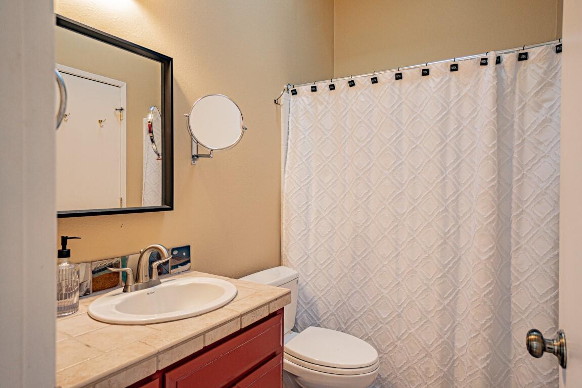 Ravenwood Townhomes - Residential