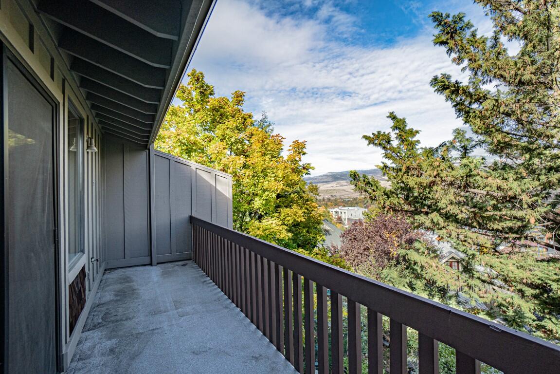 Ravenwood Townhomes - Residential